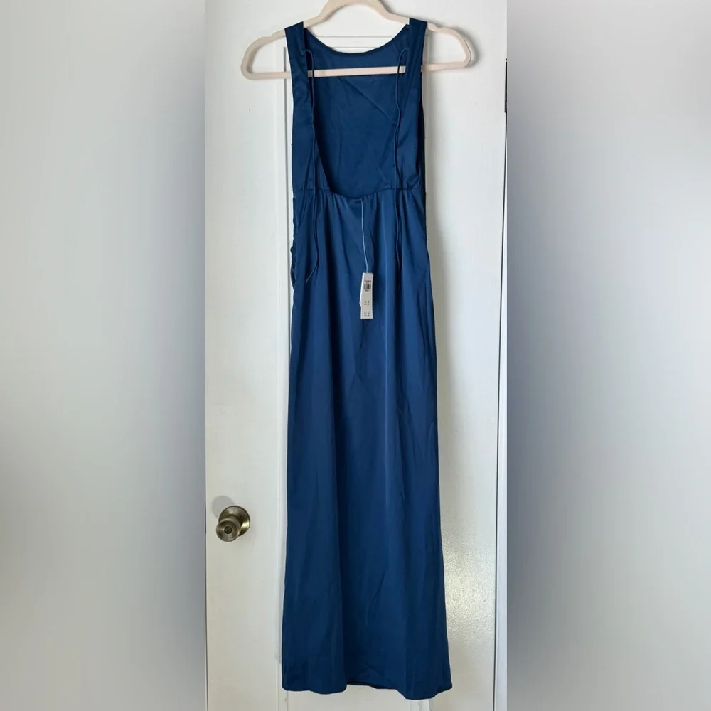 Abercrombie & Fitch Navy Maxi Dress. Size XSP. New with tags